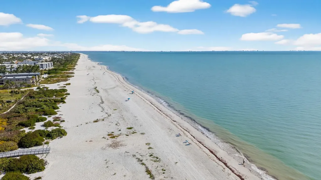 1341 Middle Gulf Drive Sanibel FL 33957