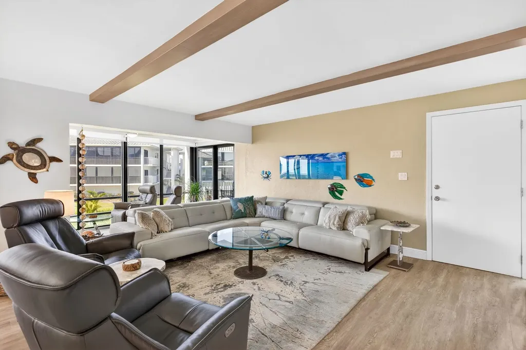 1341 Middle Gulf Drive Sanibel FL 33957