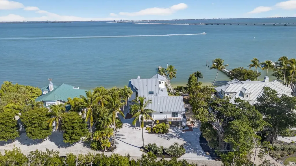1157 Bird Lane Sanibel FL 33957