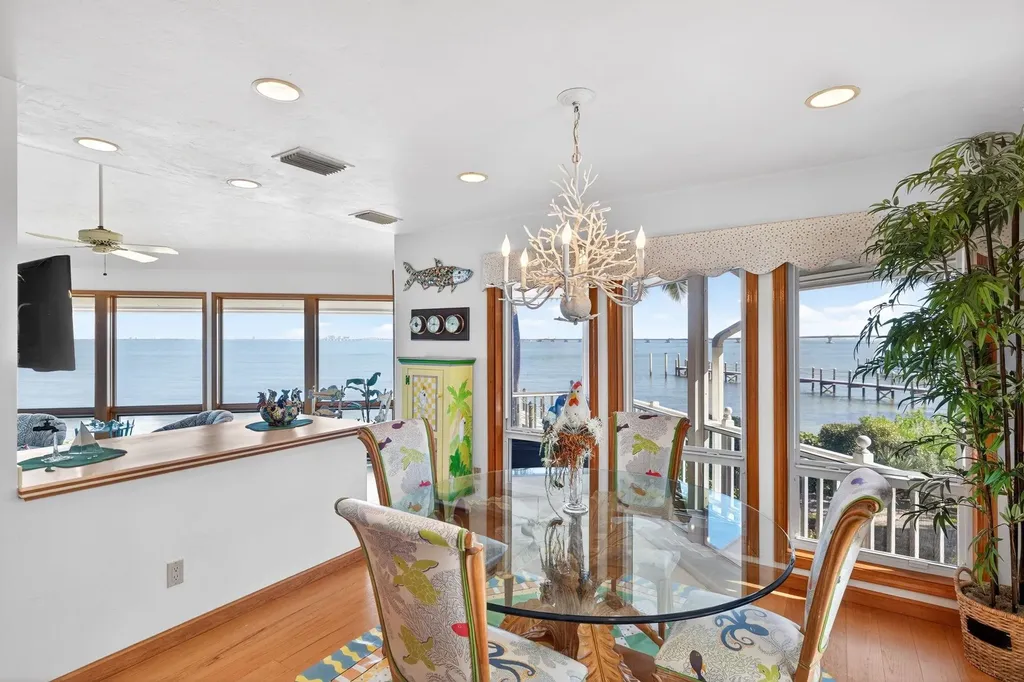 1157 Bird Lane Sanibel FL 33957