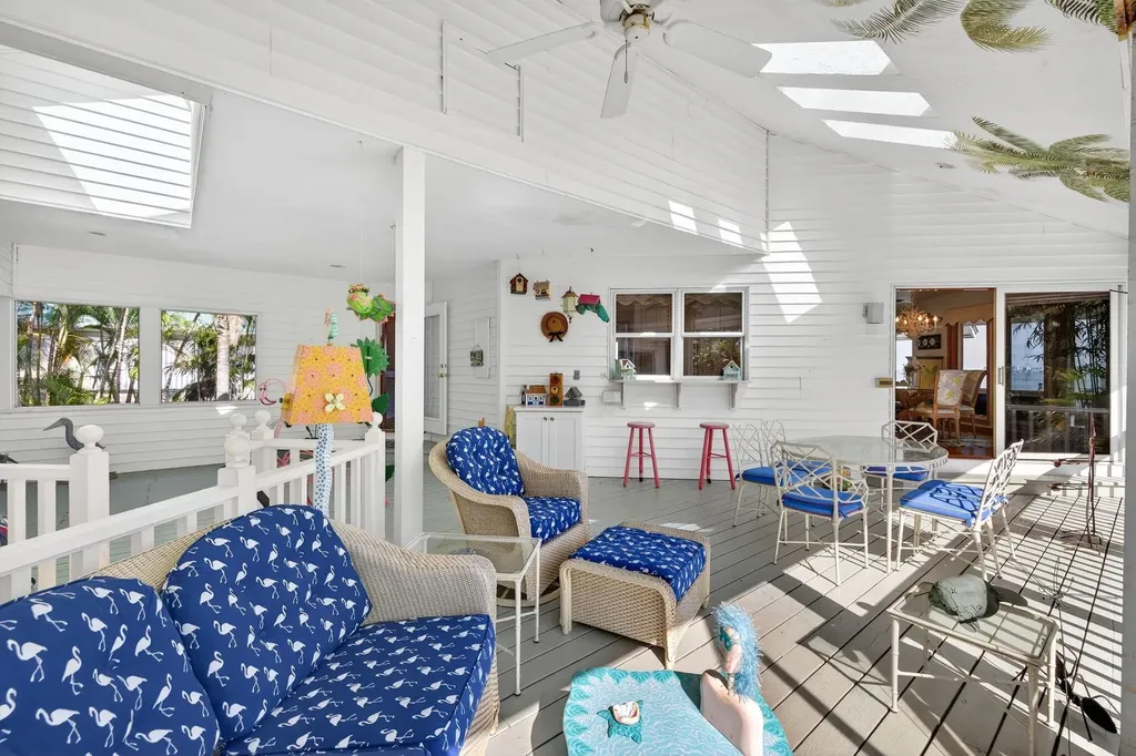 1157 Bird Lane Sanibel FL 33957