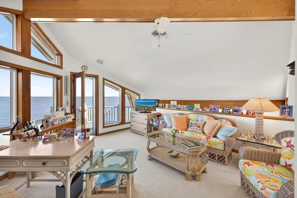 1157 Bird Lane Sanibel FL 33957