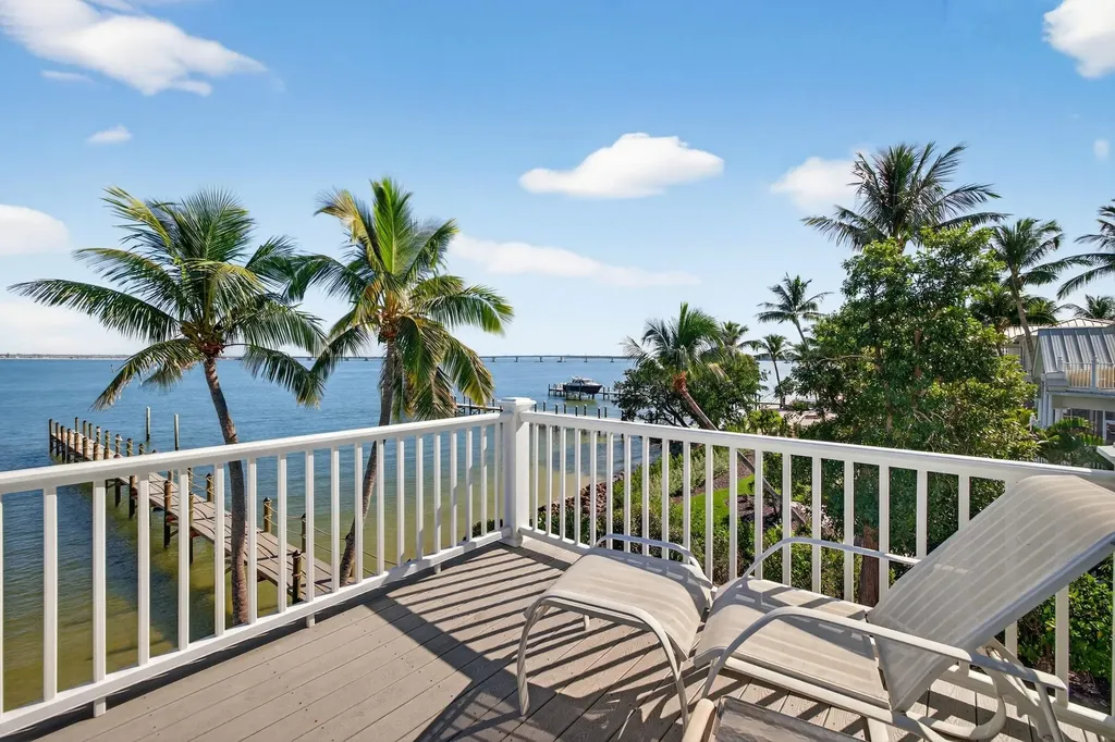 1157 Bird Lane Sanibel FL 33957