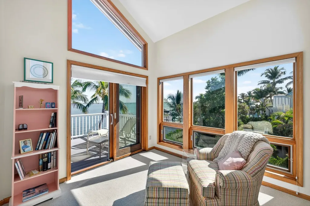 1157 Bird Lane Sanibel FL 33957