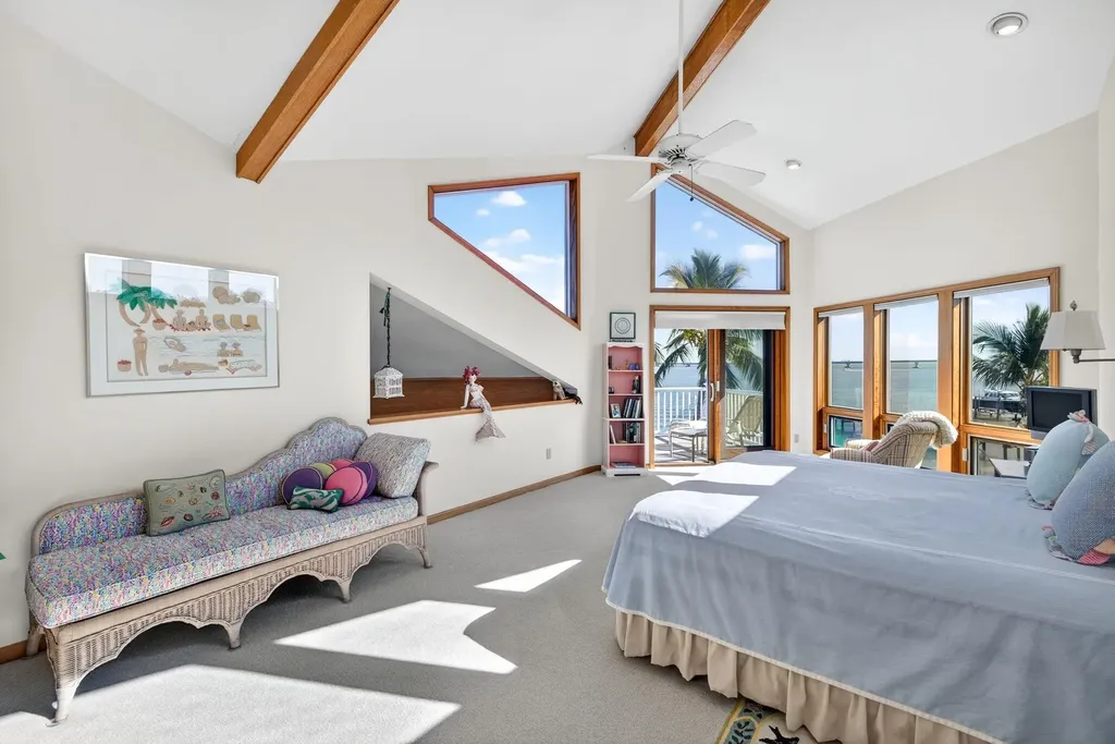 1157 Bird Lane Sanibel FL 33957