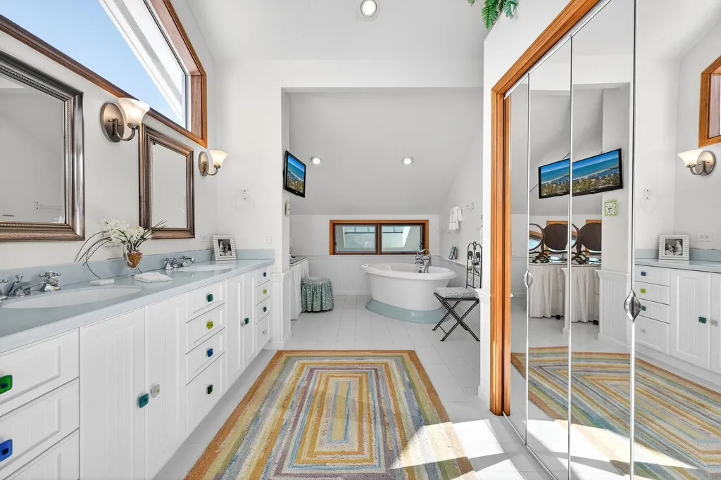 1157 Bird Lane Sanibel FL 33957