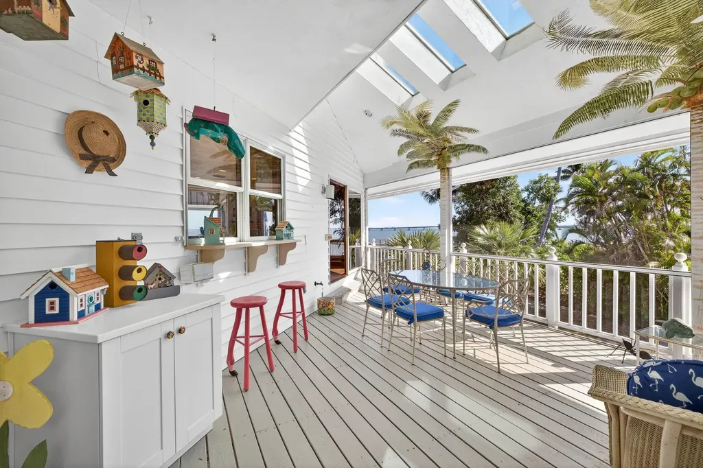 1157 Bird Lane Sanibel FL 33957