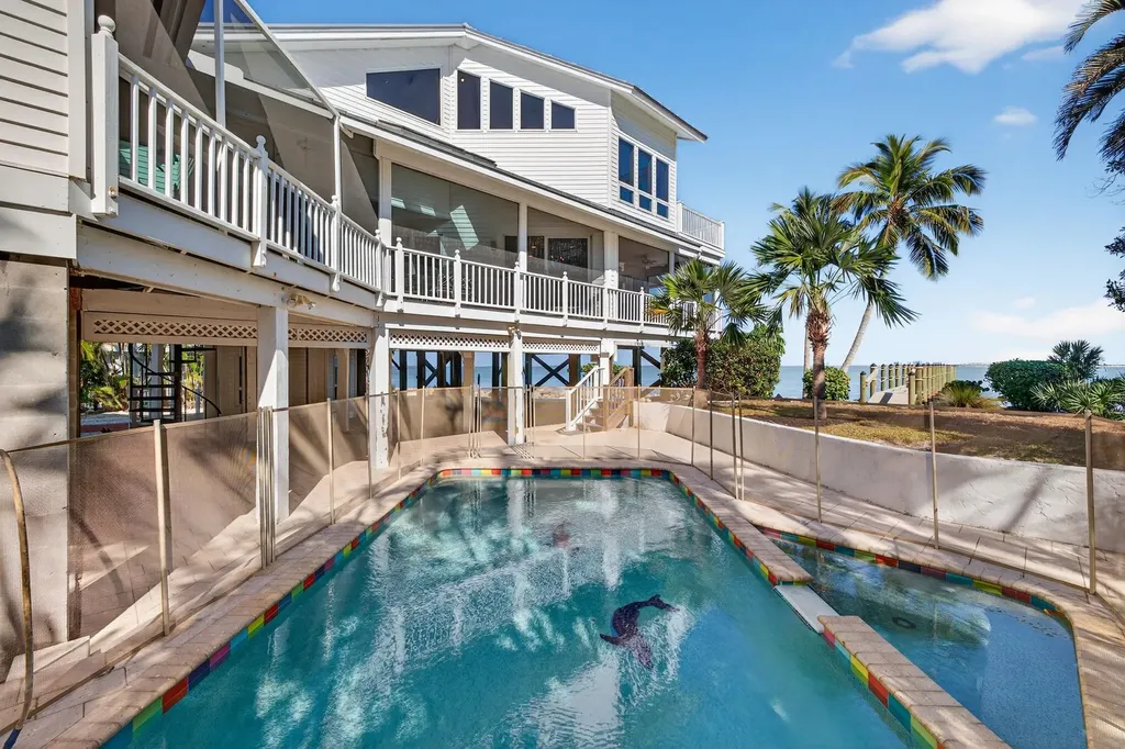 1157 Bird Lane Sanibel FL 33957