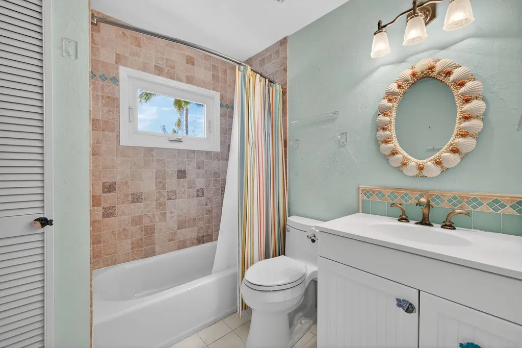 1157 Bird Lane Sanibel FL 33957