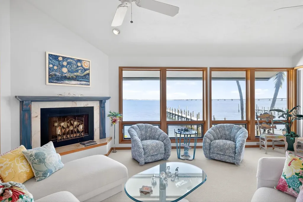 1157 Bird Lane Sanibel FL 33957