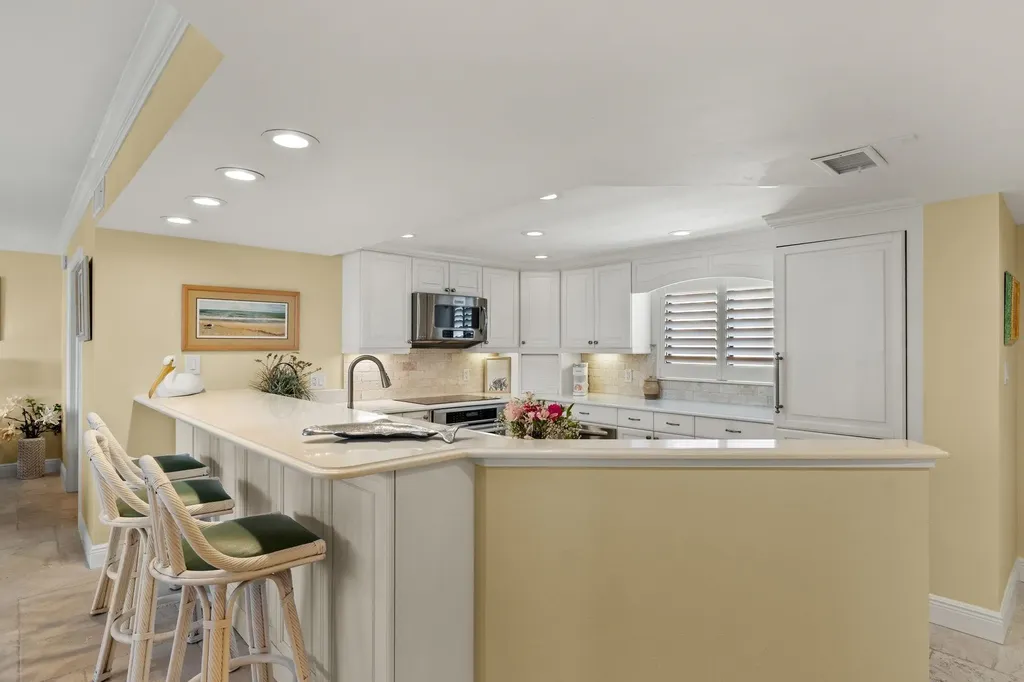 1401 Middle Gulf Drive Sanibel FL 33957