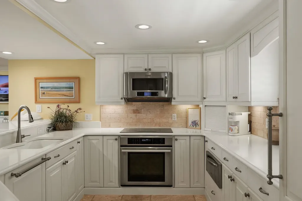 1401 Middle Gulf Drive Sanibel FL 33957