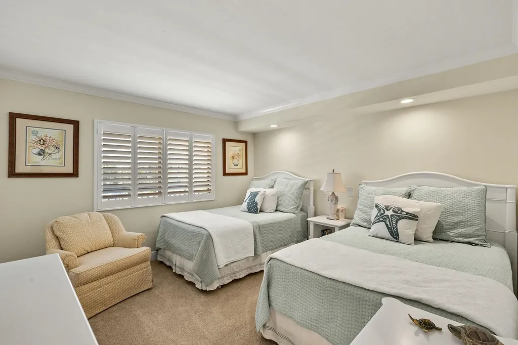 1401 Middle Gulf Drive Sanibel FL 33957