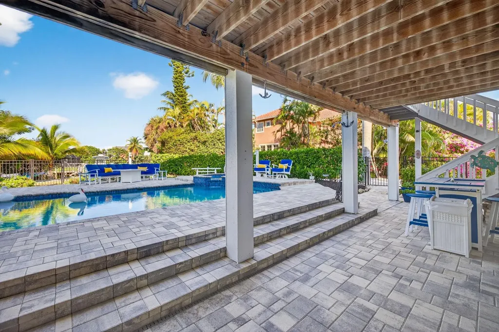 1141 Paper Fig Court Sanibel FL 33957