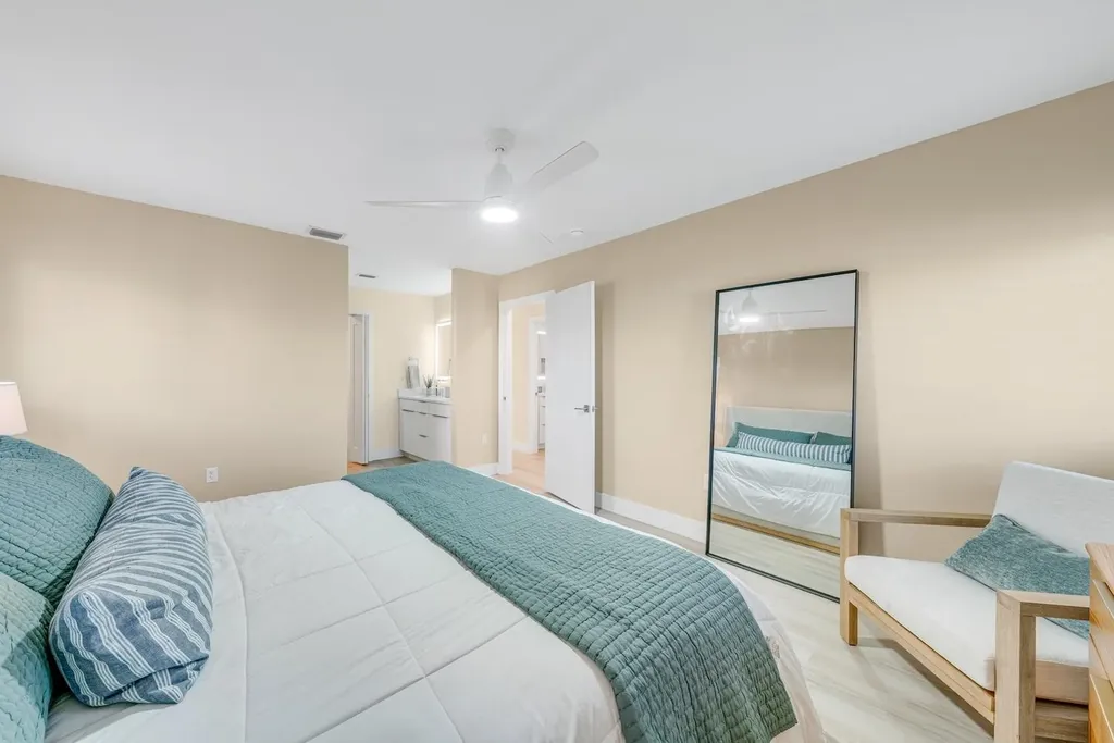 1341 Middle Gulf Drive Sanibel FL 33957