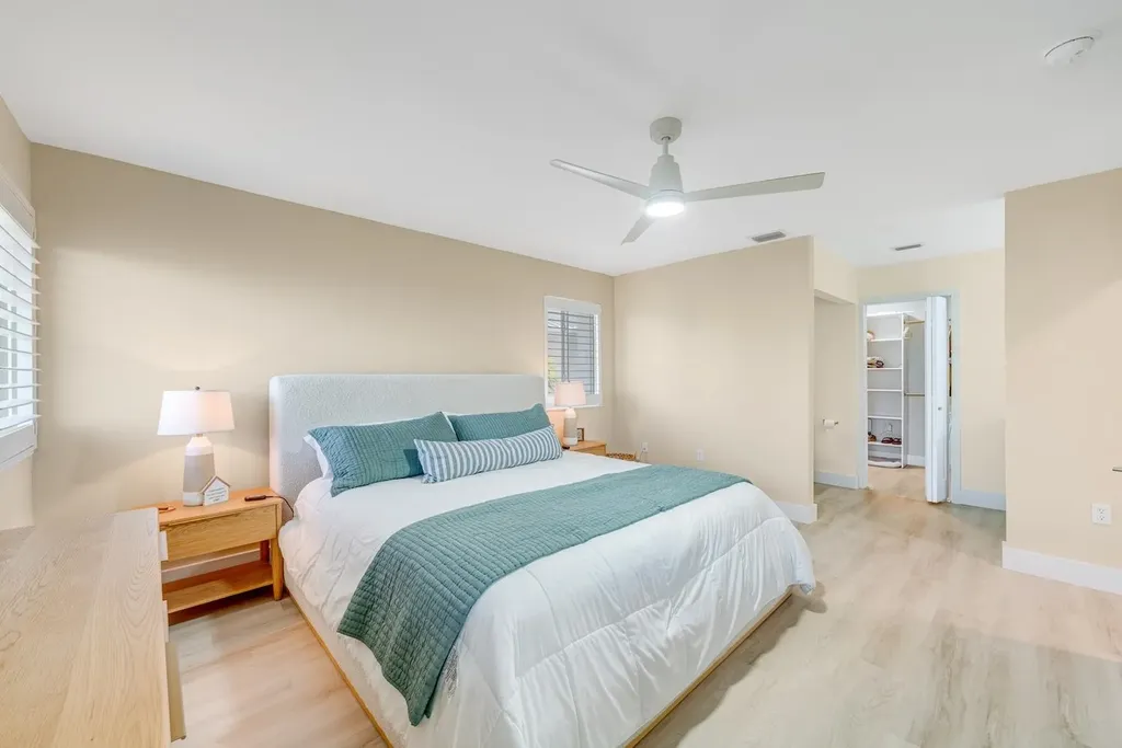 1341 Middle Gulf Drive Sanibel FL 33957