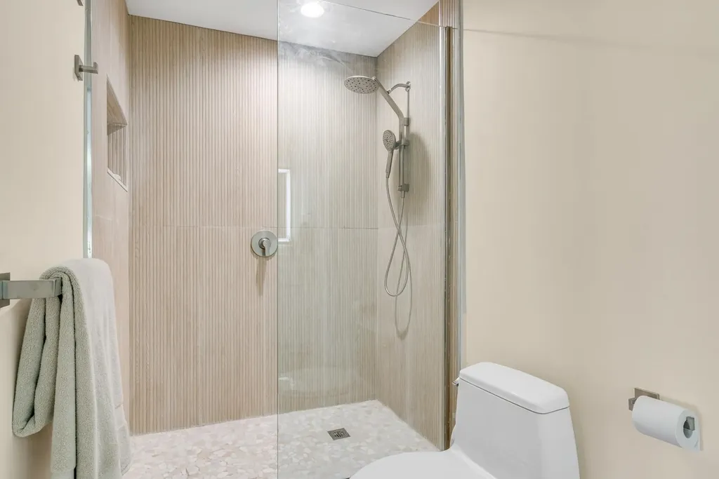 1341 Middle Gulf Drive Sanibel FL 33957