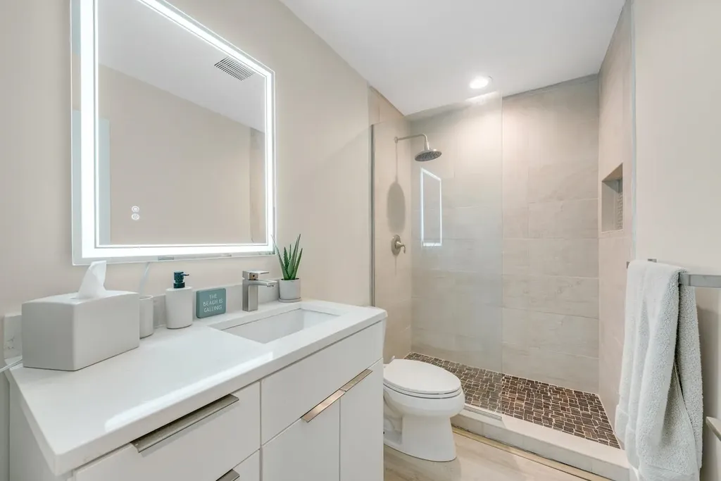 1341 Middle Gulf Drive Sanibel FL 33957