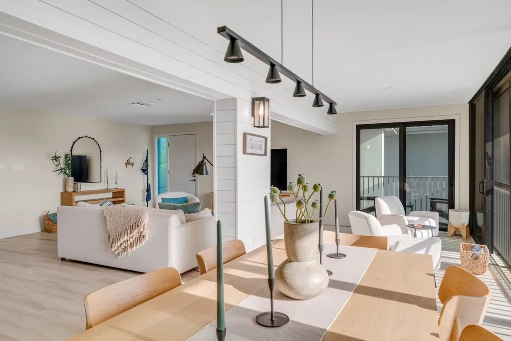 1341 Middle Gulf Drive Sanibel FL 33957