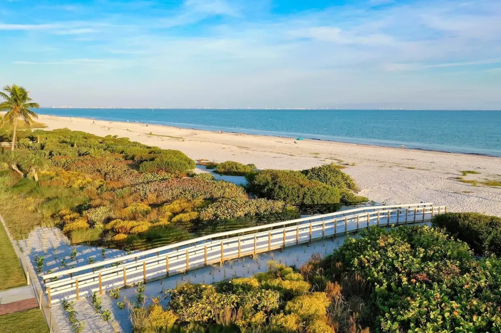 1341 Middle Gulf Drive Sanibel FL 33957