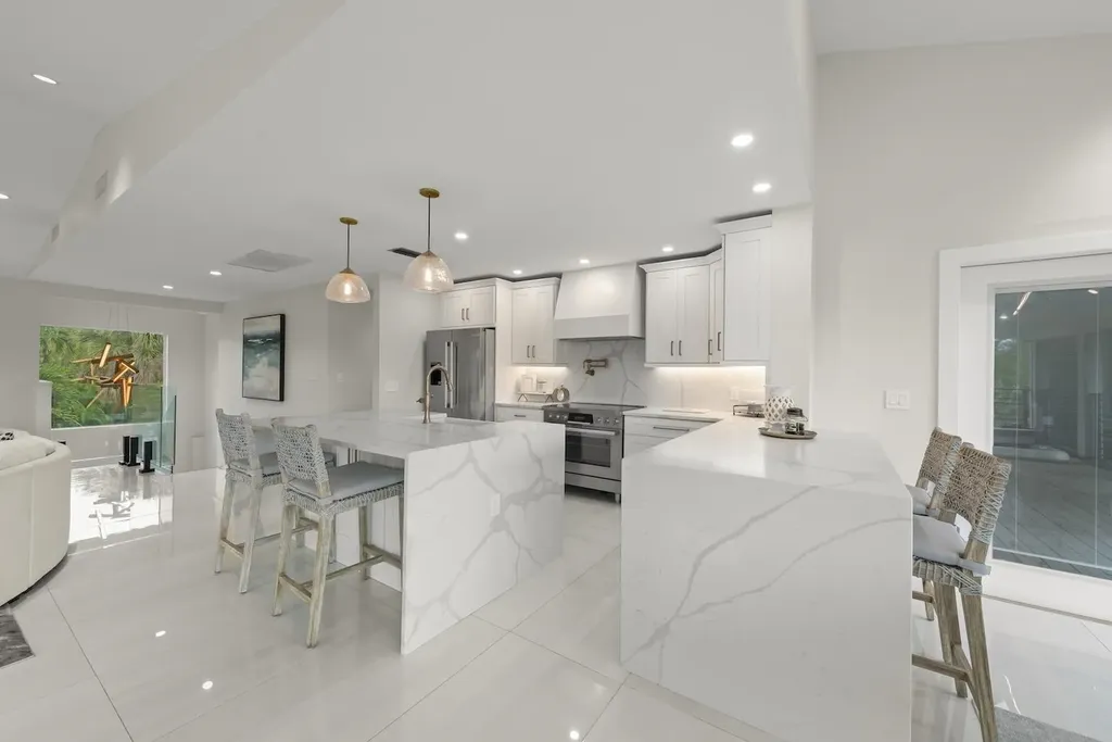 9455 Coventry Court Sanibel FL 33957