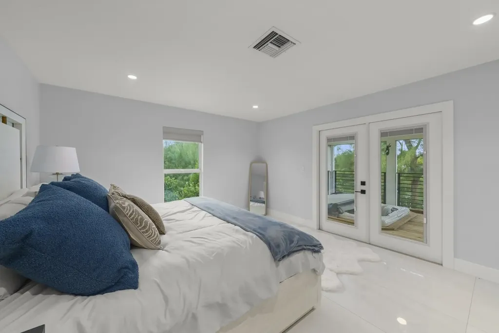 9455 Coventry Court Sanibel FL 33957