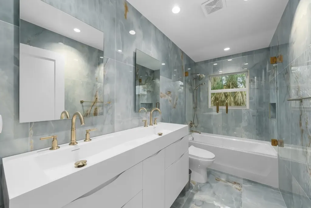 9455 Coventry Court Sanibel FL 33957