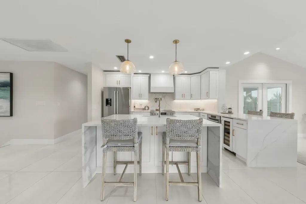 9455 Coventry Court Sanibel FL 33957