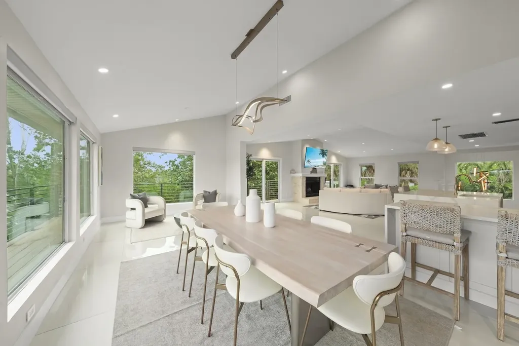 9455 Coventry Court Sanibel FL 33957