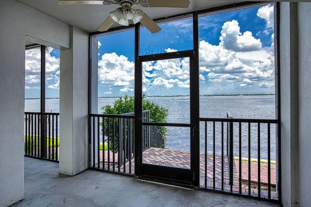 1900 Virginia Avenue Fort Myers FL 33901