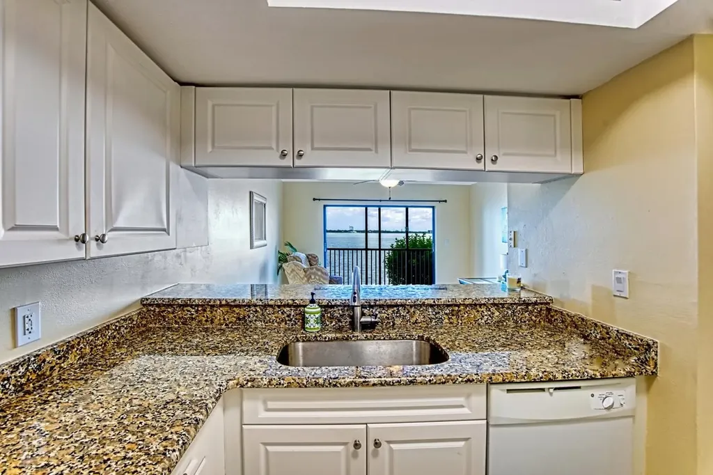 1900 Virginia Avenue Fort Myers FL 33901