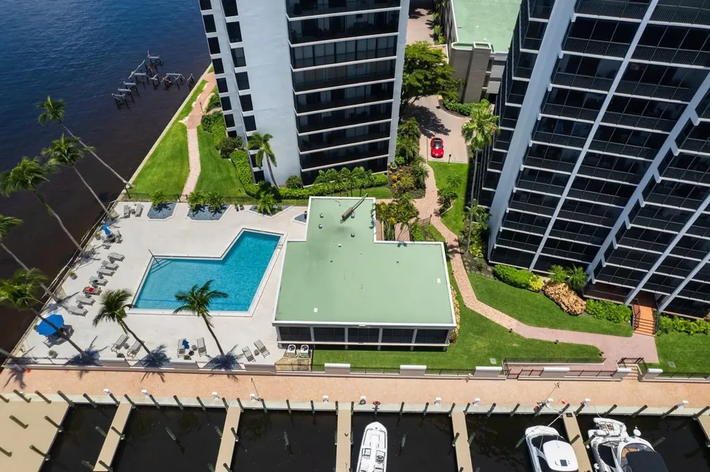 1900 Virginia Avenue Fort Myers FL 33901