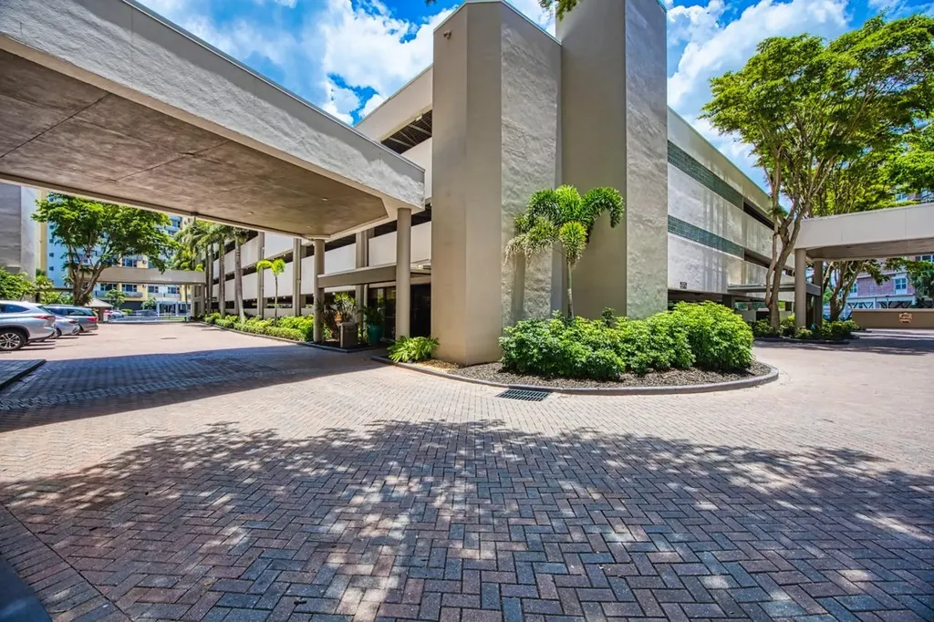 1900 Virginia Avenue Fort Myers FL 33901