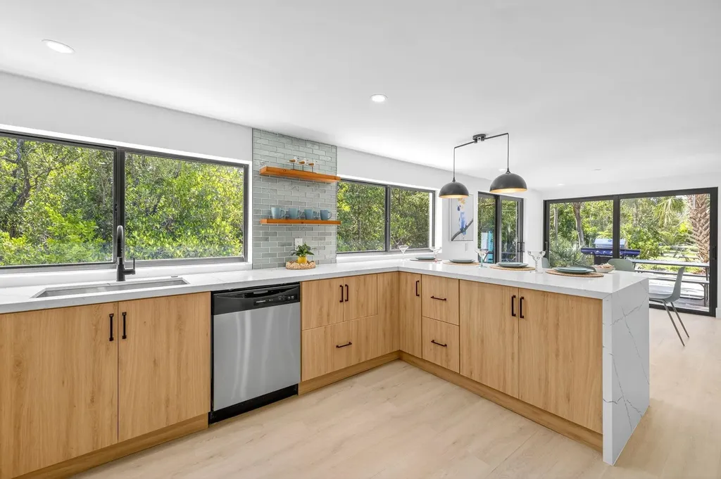 1105 Skiff Place Sanibel FL 33957