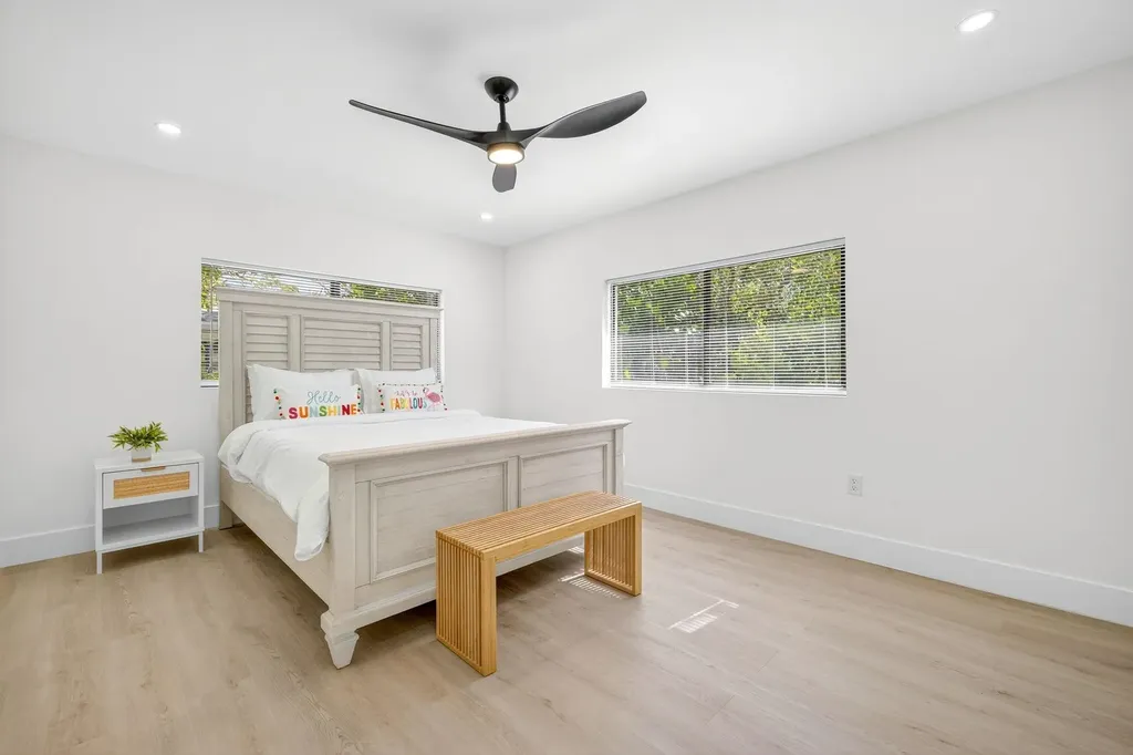 1105 Skiff Place Sanibel FL 33957