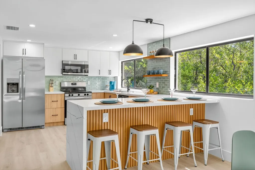 1105 Skiff Place Sanibel FL 33957