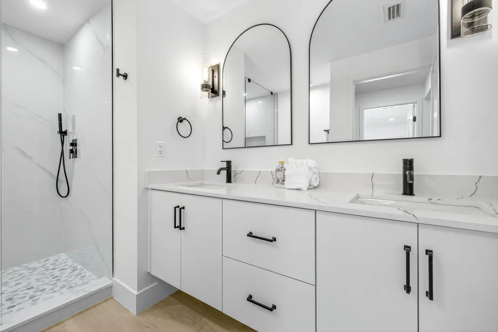 1105 Skiff Place Sanibel FL 33957