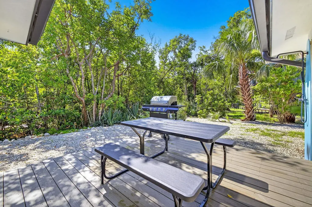 1105 Skiff Place Sanibel FL 33957