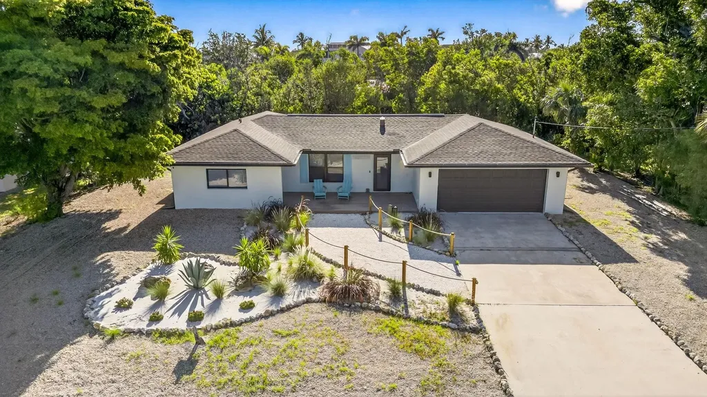 1105 Skiff Place Sanibel FL 33957