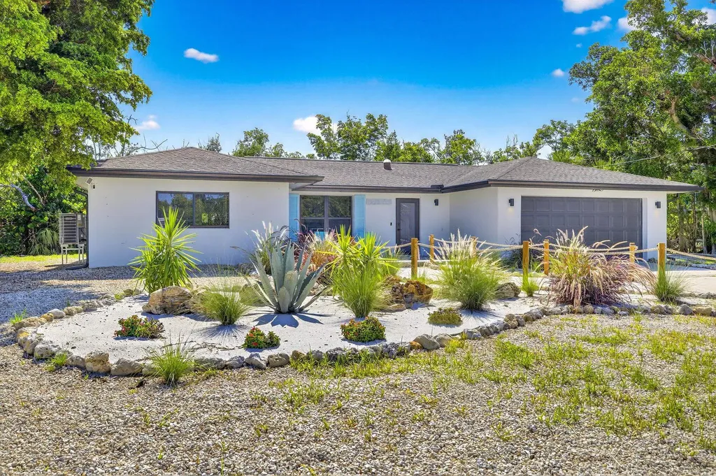 1105 Skiff Place Sanibel FL 33957