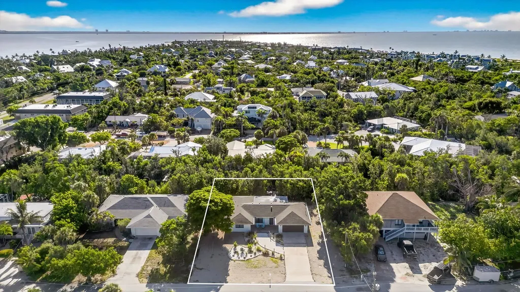 1105 Skiff Place Sanibel FL 33957