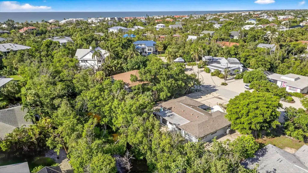 1105 Skiff Place Sanibel FL 33957