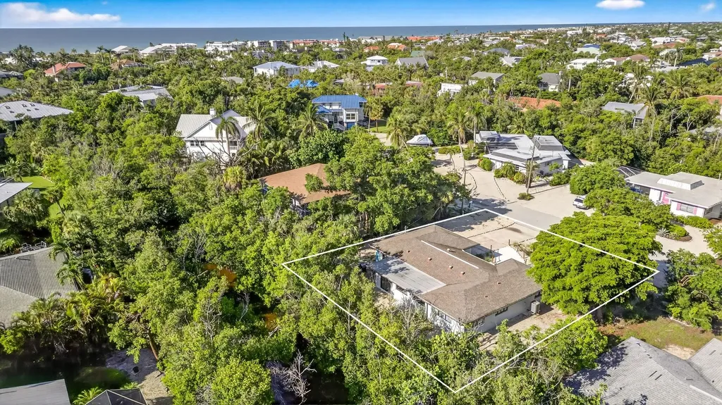 1105 Skiff Place Sanibel FL 33957