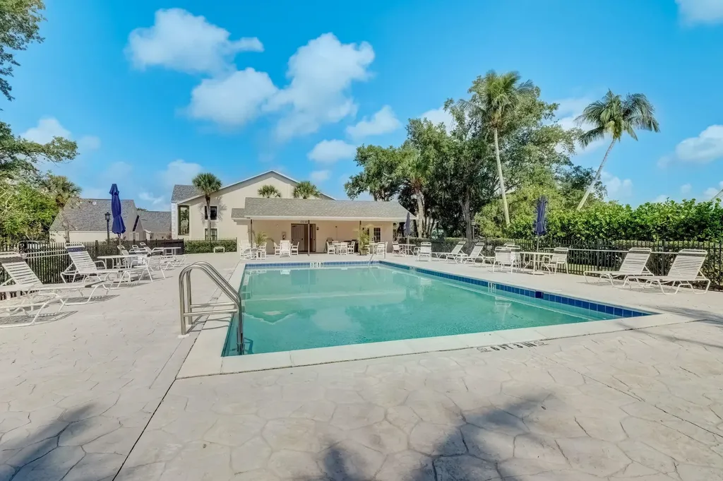 16321 Kelly Woods Drive Fort Myers FL 33908