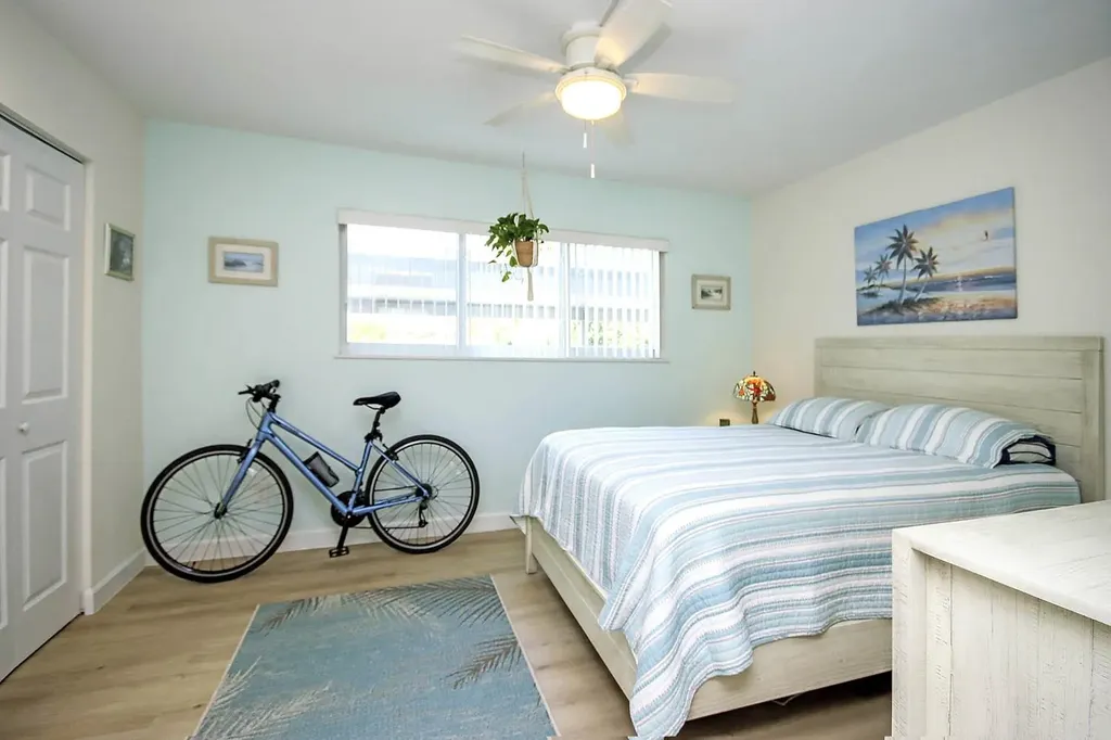 641 Periwinkle Way Sanibel FL 33957