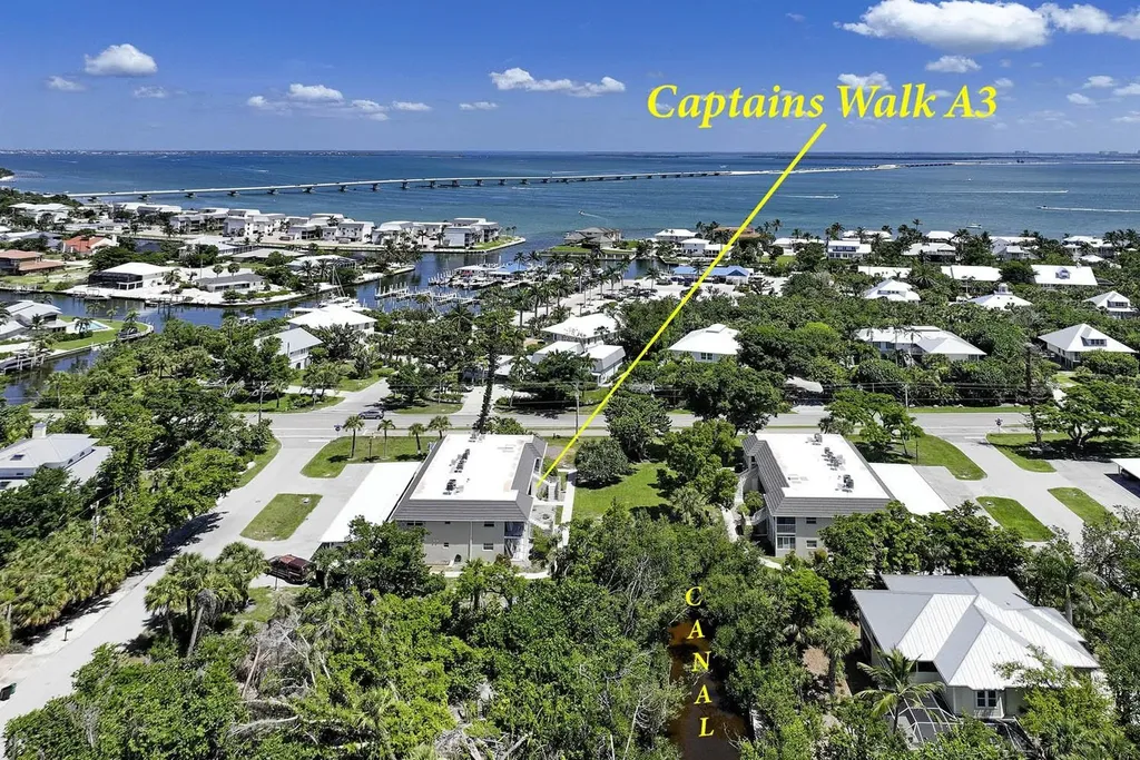641 Periwinkle Way Sanibel FL 33957