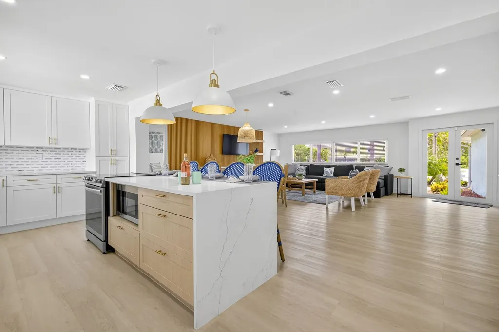 1377 Sand Castle Road Sanibel FL 33957