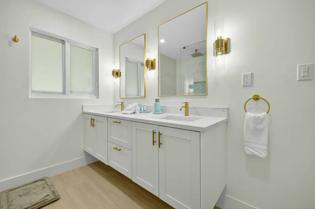 1377 Sand Castle Road Sanibel FL 33957