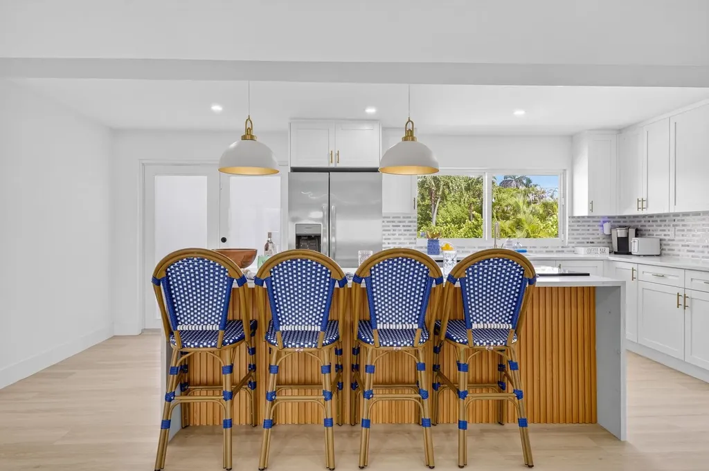 1377 Sand Castle Road Sanibel FL 33957