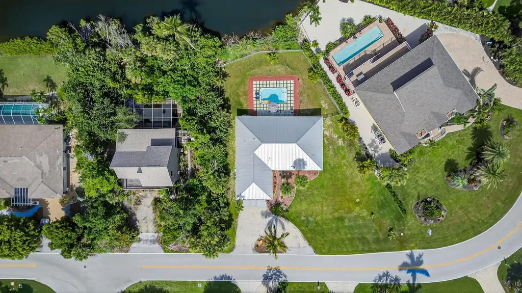 1377 Sand Castle Road Sanibel FL 33957